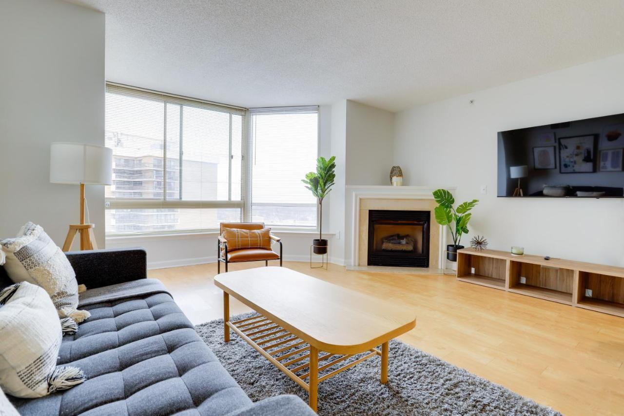 Elegant And Charming Condo At Ballston With Pool Arlington Exterior foto